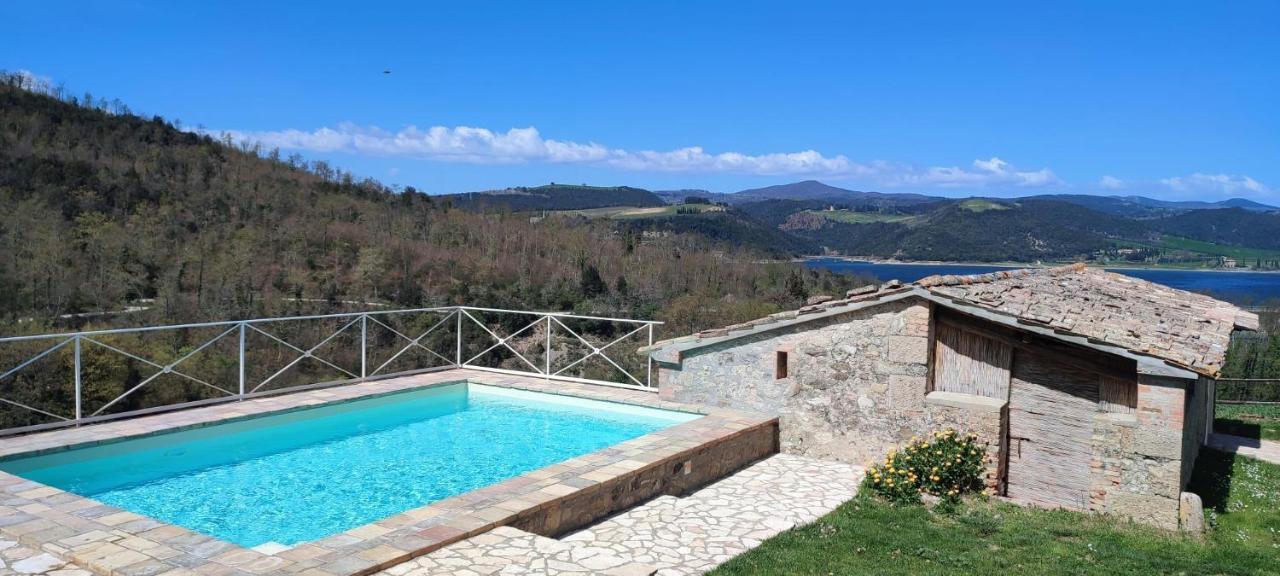 Casale Al Lago Con Piscina E Sauna Corbara  Exterior photo